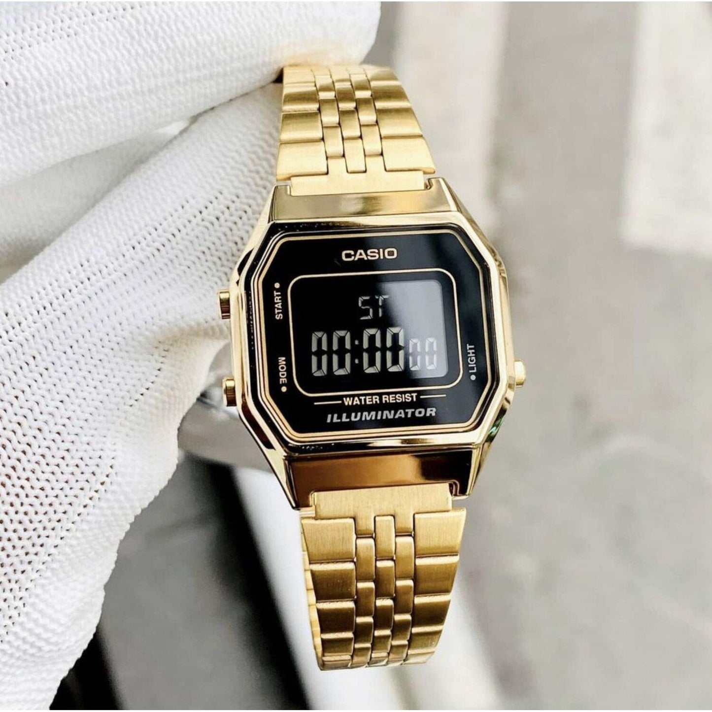 Reloj Casio LA680WGA-1BVT VINTAGE Retro-Dorado