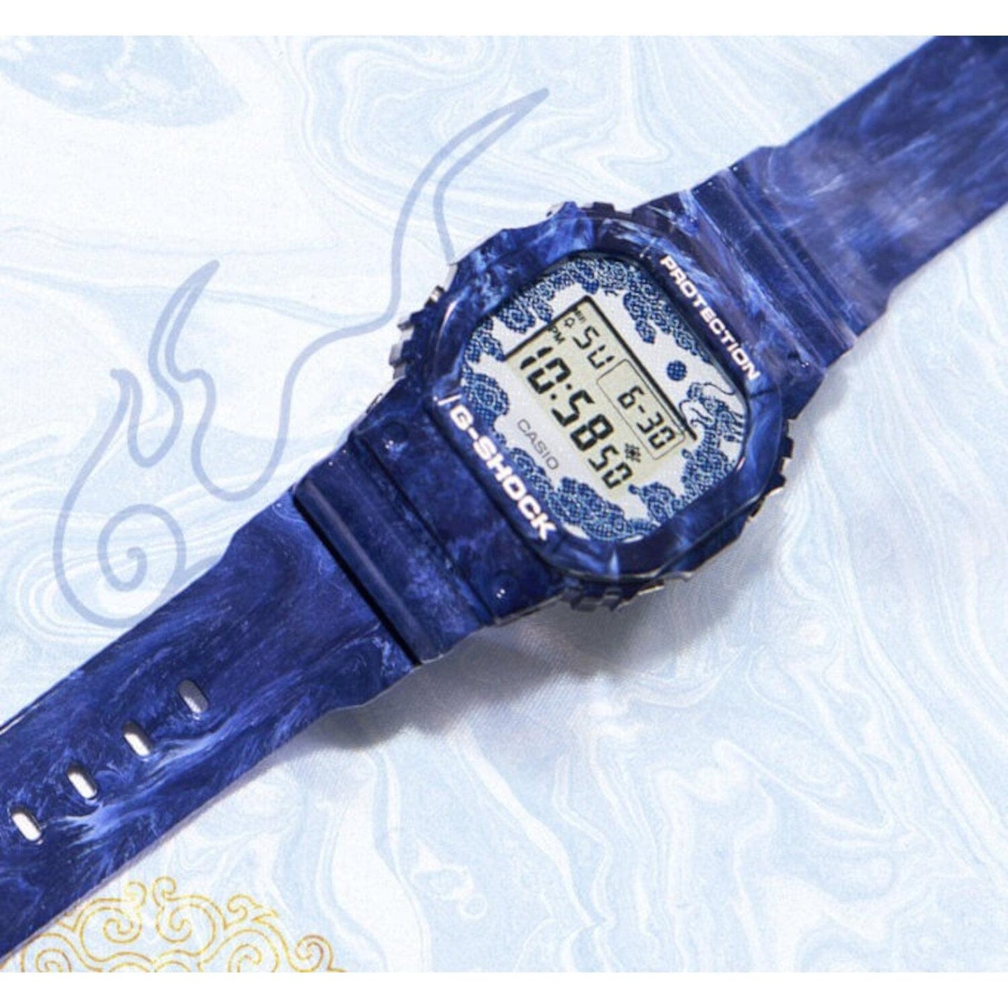 Reloj G-SHOCK DW-5600BWP-2CR G-SHOCK Dragón Chino-Azul