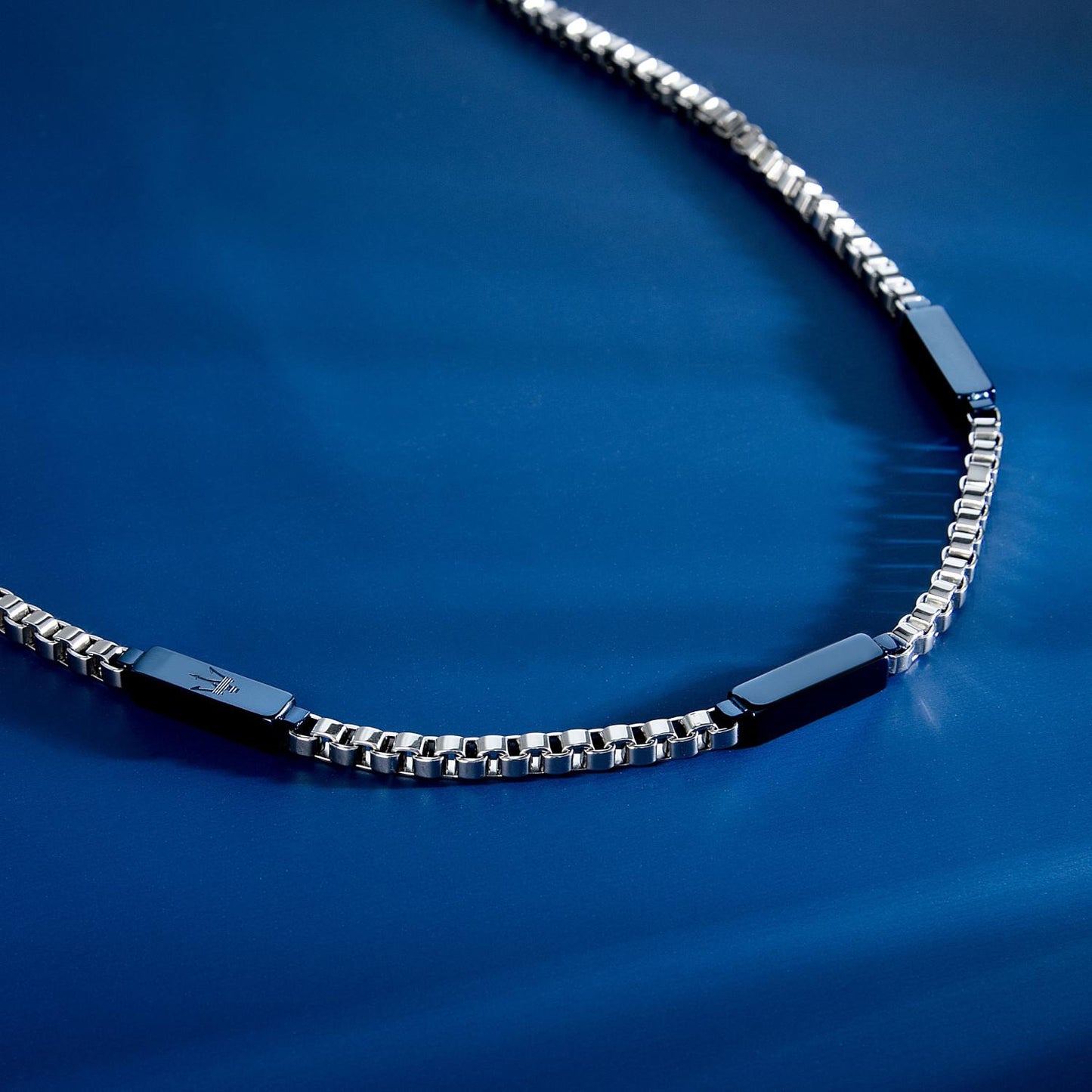 jpg_1500x1500_68302702