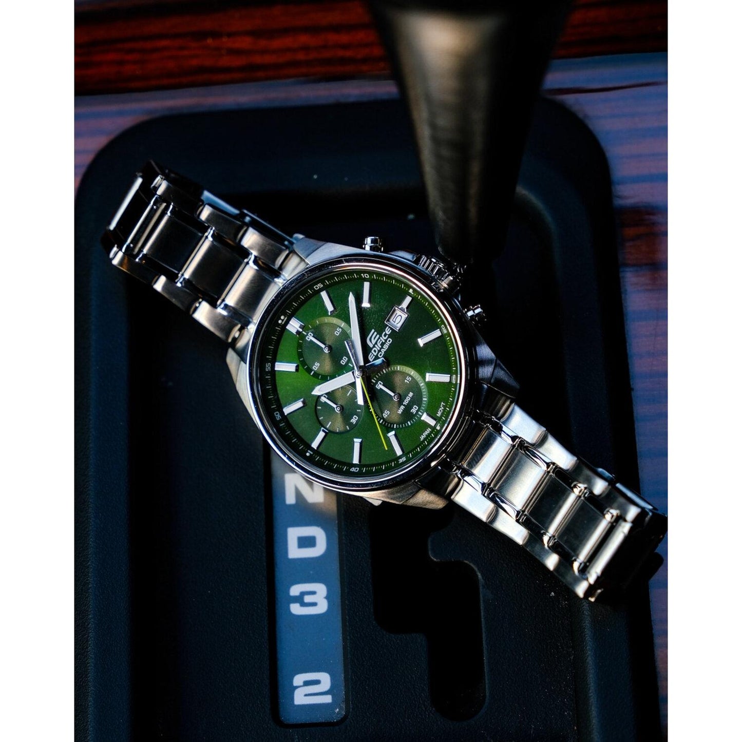 Reloj Casio EFV-610D-3CVCR Edifice Cronógrafo estándar-Verde